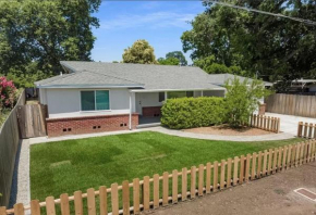 Cozy, Relaxing, Central 4BD2BA Home